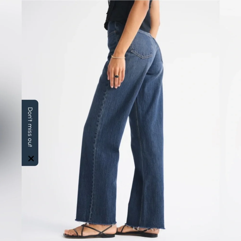 Abercrombie & Fitch The loose high-rise Jean-EUC - Picture 3 of 12